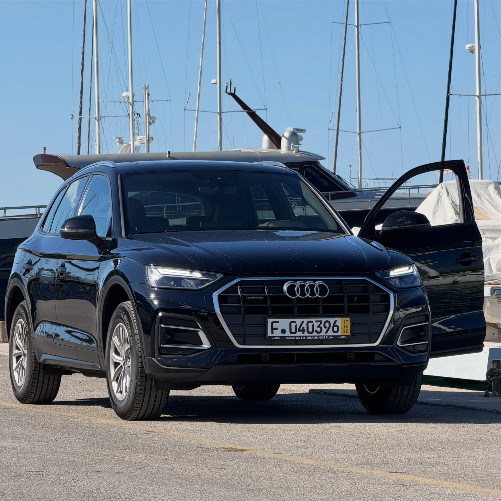 Audi Q5, marina Bar